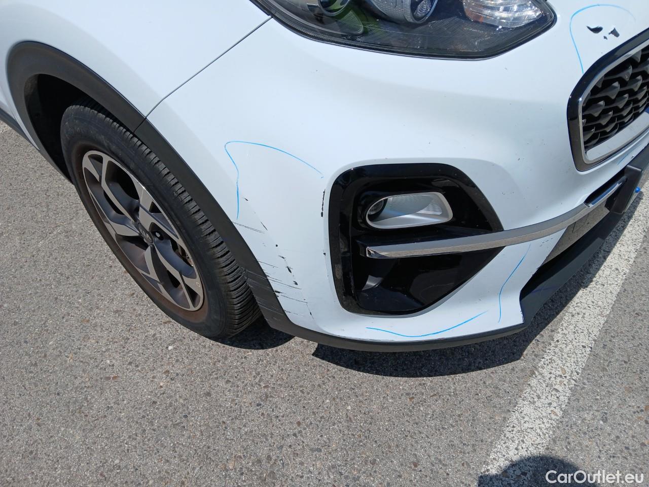  KIA  Sportage KIA  / 2018 / 5P / todoterreno 1.6 MHEV Drive 85kW (115CV) 4x2 #29
