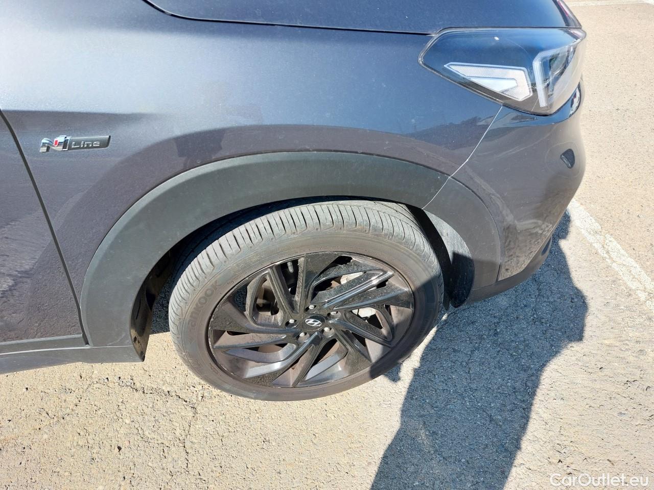  Hyundai  Tucson HYUNDAI  / 2018 / 5P / todoterreno 1.6 CRDI 100kW (136CV) 48V N-Line 4X2 #15