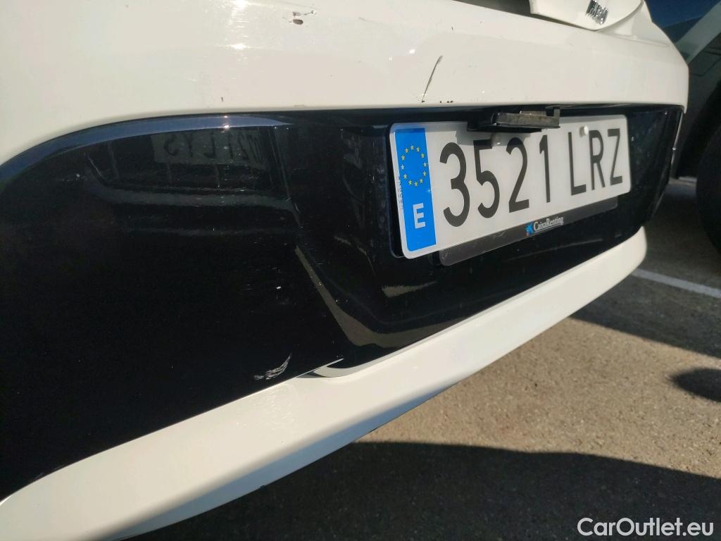  Toyota  Corolla TOYOTA  / 2019 / 5P / berlina con portón 1.8 125H BUSINESS PLUS E-CVT #19
