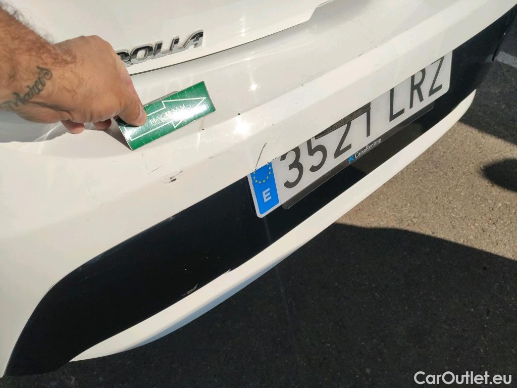  Toyota  Corolla TOYOTA  / 2019 / 5P / berlina con portón 1.8 125H BUSINESS PLUS E-CVT #23