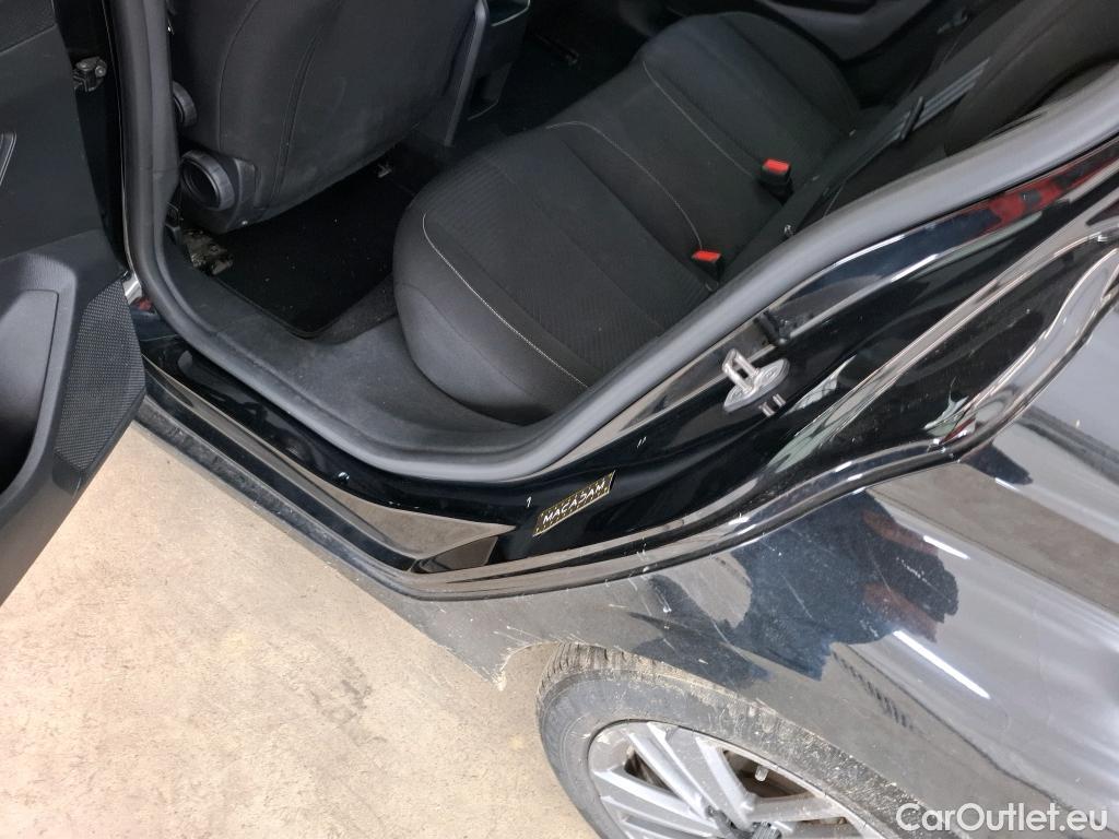  Peugeot  308  Active Pack 1.2 PureTech 130CV BVA8 E6d #28