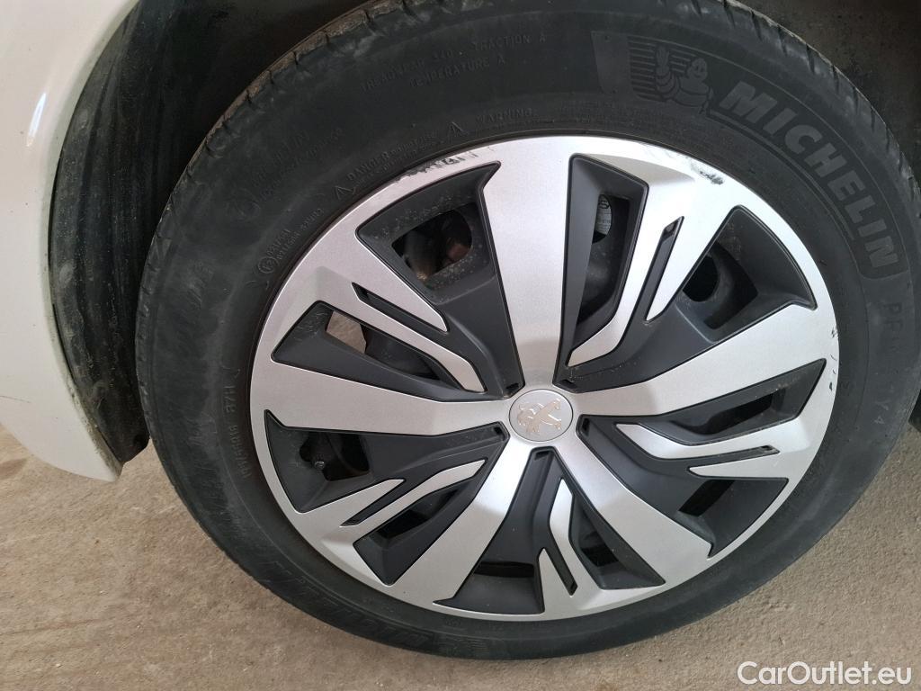  Peugeot  208  Active Business 1.2 PureTech 100CV BVM6 E6d #31