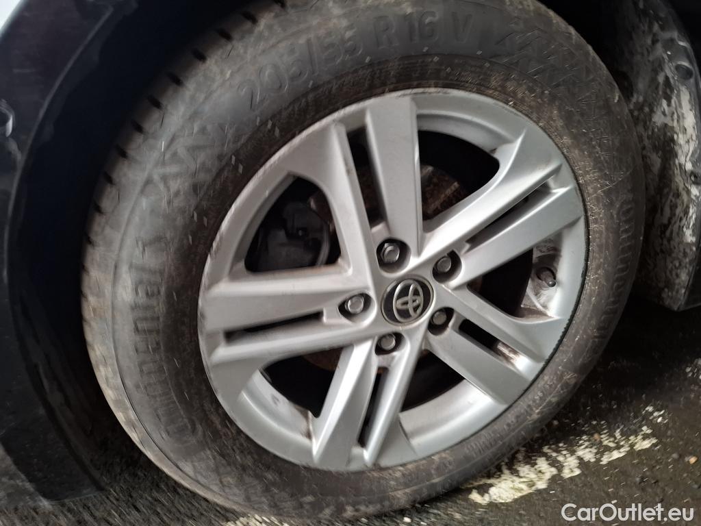  Toyota  Corolla TOYOTA  / 2018 / 5P / Berline Hybride 122h Dynamic Business Stage Acad #92