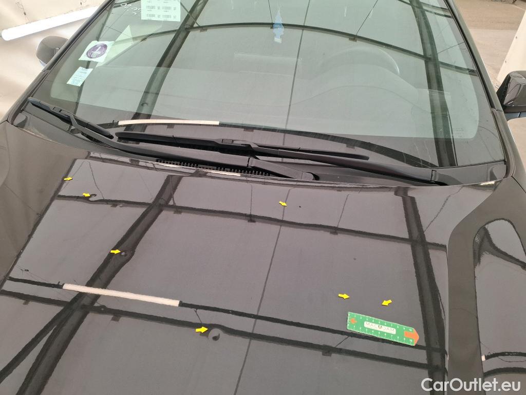  Toyota  Corolla TOYOTA  / 2018 / 5P / Berline Hybride 122h Dynamic Business Stage Acad #43