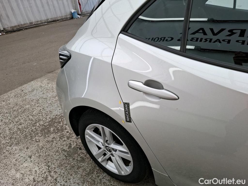  Toyota  Corolla TOYOTA  / 2018 / 5P / Berline Hybride 122h Dynamic Business Stage Acad #1