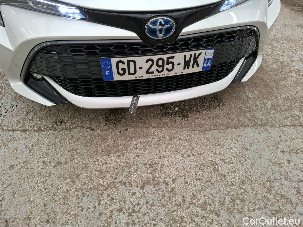  Toyota  Corolla TOYOTA  / 2018 / 5P / Berline Hybride 122h Dynamic Business Stage Acad #3