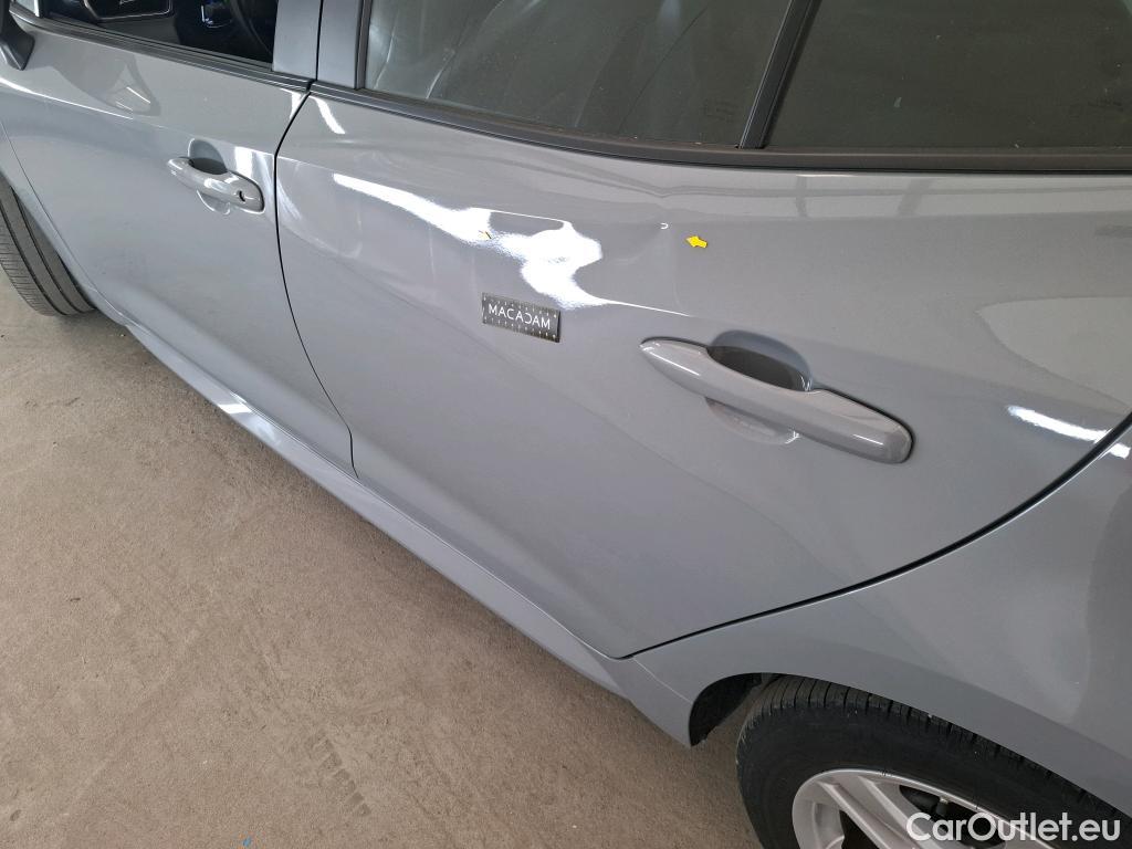  Toyota  Corolla TOYOTA  / 2018 / 5P / Berline Hybride 122h Dynamic Business #15