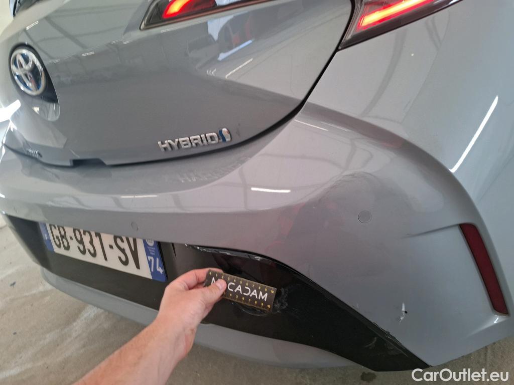  Toyota  Corolla TOYOTA  / 2018 / 5P / Berline Hybride 122h Dynamic Business #1