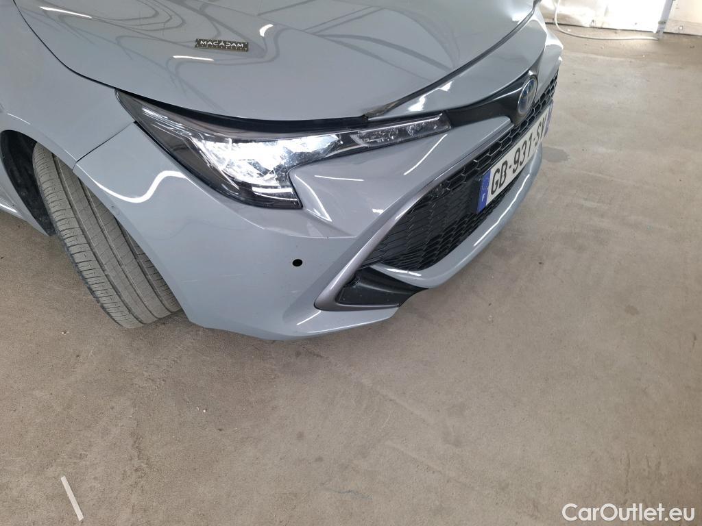  Toyota  Corolla TOYOTA  / 2018 / 5P / Berline Hybride 122h Dynamic Business #6