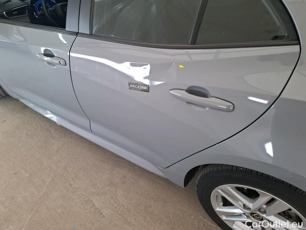  Toyota  Corolla TOYOTA  / 2018 / 5P / Berline Hybride 122h Dynamic Business #13