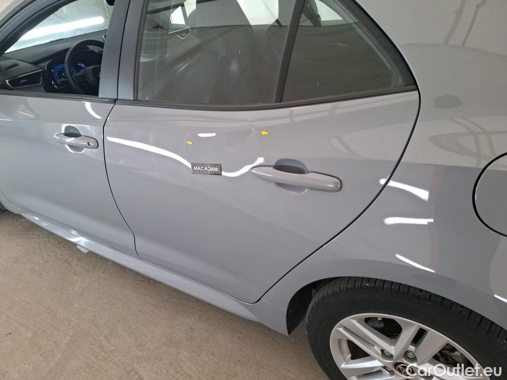  Toyota  Corolla TOYOTA  / 2018 / 5P / Berline Hybride 122h Dynamic Business #12