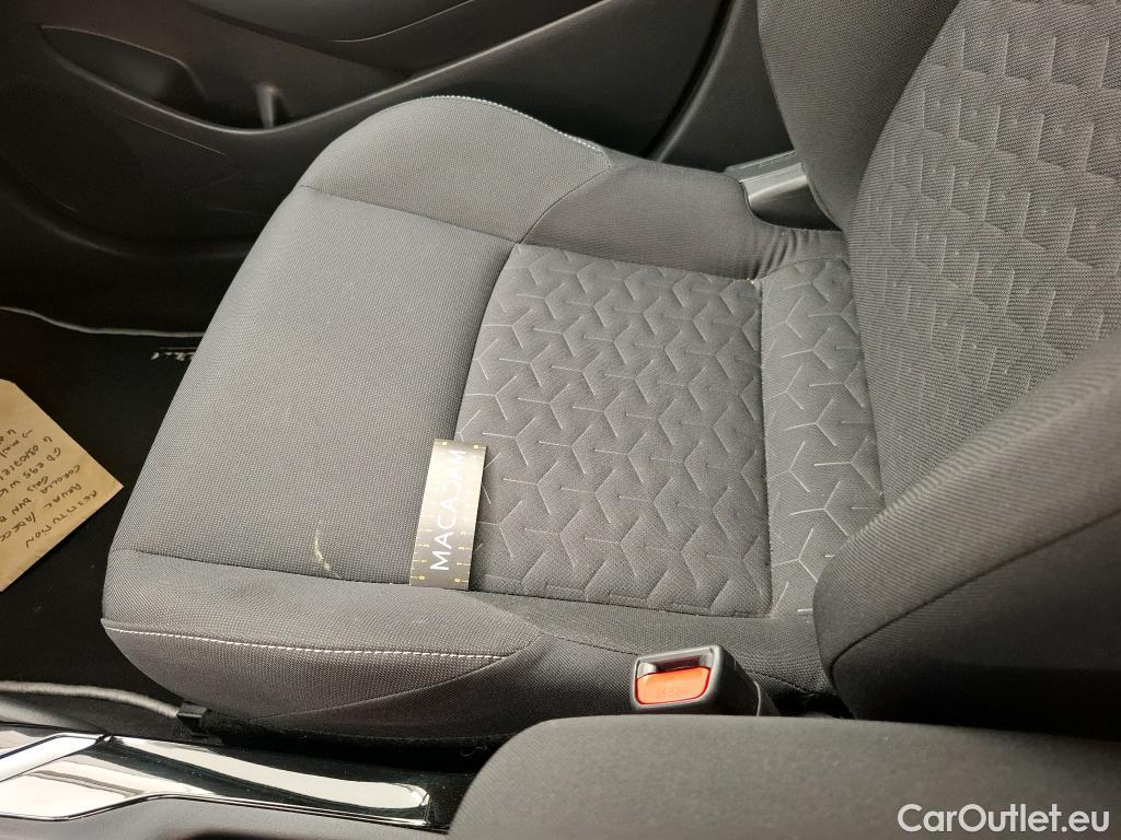  Toyota  Corolla TOYOTA  / 2018 / 5P / Berline Hybride 122h Dynamic Business Stage Acad #10