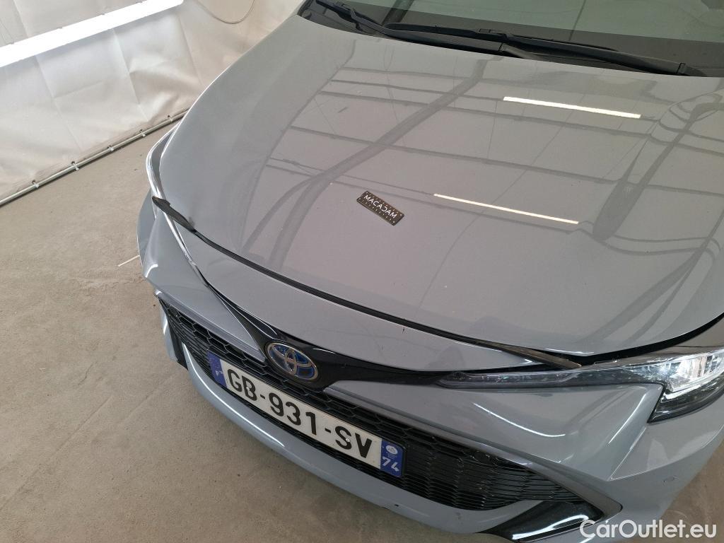  Toyota  Corolla TOYOTA  / 2018 / 5P / Berline Hybride 122h Dynamic Business #74