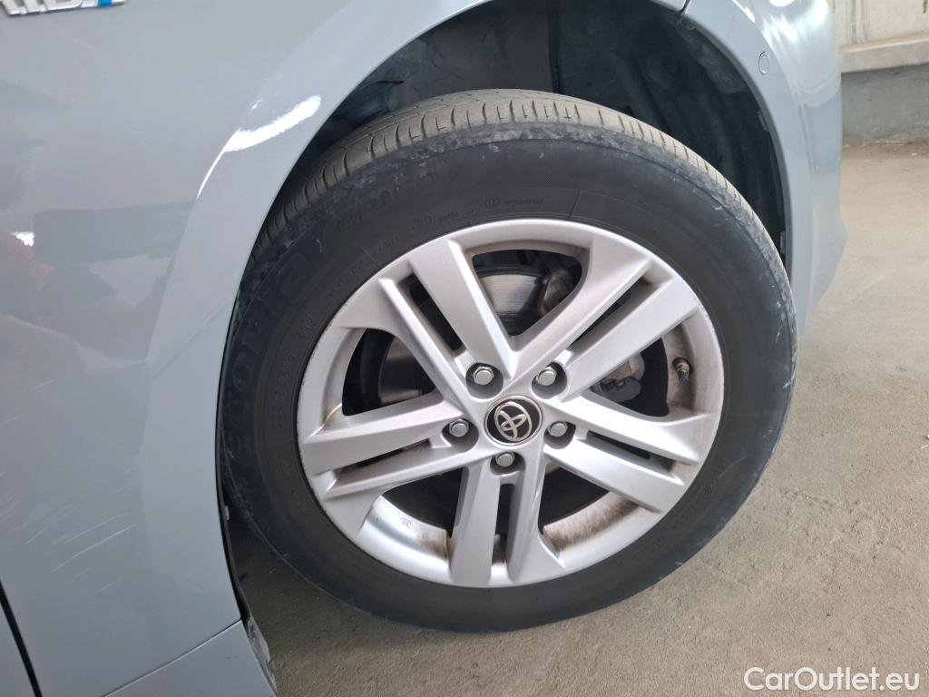  Toyota  Corolla TOYOTA  / 2018 / 5P / Berline Hybride 122h Dynamic Business #37