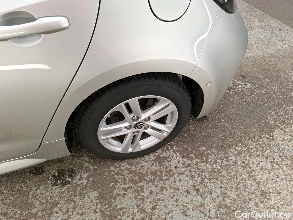  Toyota  Corolla TOYOTA  / 2018 / 5P / Berline Hybride 122h Dynamic Business Stage Acad #13