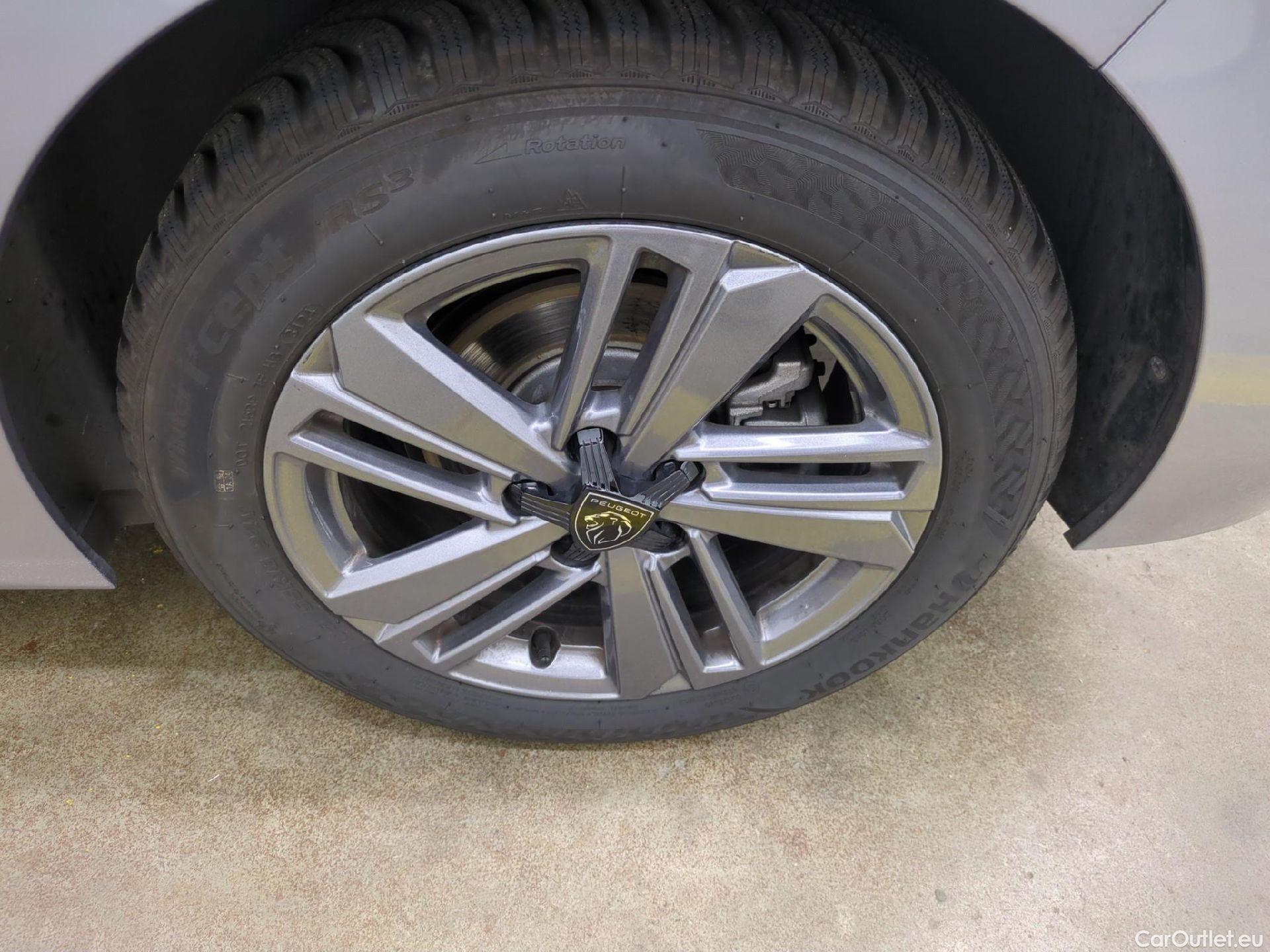 Peugeot  308  Active Pack 1.2 PureTech 130CV BVA8 E6d #9