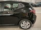  Renault  Clio RENAULT  / 2019 / 5P / BERLINA 1.6 HYBRID E-TECH 103KW BUSINESS #65