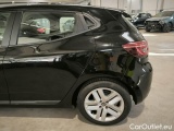  Renault  Clio RENAULT  / 2019 / 5P / BERLINA 1.6 HYBRID E-TECH 103KW BUSINESS #66