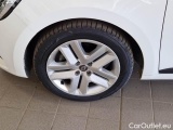  Renault  Clio RENAULT  / 2019 / 5P / BERLINA 1.6 HYBRID E-TECH 103KW ZEN #20