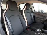  Renault  Zoe RENAULT  / 2019 / 5P / BERLINA  LIFE R110 #13
