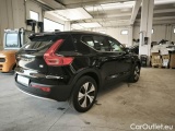  Volvo  XC 40 VOLVO XC40 / 2017 / 5P / SUV T4 PLUG-IN HYBRID AUTO RECH INSCRIP EXPR #2