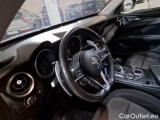  Alfa Romeo   STELVIO ALFA ROMEO / 2017 / 5P / SUV 2.2 TURBO DIESEL 180CV AT8 Q4 BUSINESS #81