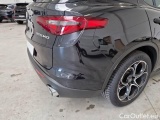  Alfa Romeo   STELVIO ALFA ROMEO / 2017 / 5P / SUV 2.0 TURBO BENZ 200CV EXECUTIVE AT8 Q4 #29