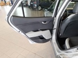  KIA  STONIC KIA  / 2017 / 5P / SUV 1.6 CRDI ENERGY #95