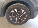  Peugeot  2008 PEUGEOT  / 2019 / 5P / CROSSOVER BLUEHDI 130 EAT8 ALLURE S/S AUT. #17