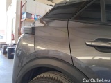  Peugeot  2008 PEUGEOT  / 2019 / 5P / CROSSOVER BLUEHDI 130 EAT8 ALLURE S/S AUT. #51