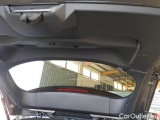  Peugeot  2008 PEUGEOT  / 2019 / 5P / CROSSOVER BLUEHDI 130 EAT8 ALLURE S/S AUT. #105