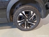  Peugeot  2008 PEUGEOT  / 2019 / 5P / CROSSOVER BLUEHDI 110 GT S/S #72
