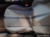  Peugeot  2008 PEUGEOT  / 2019 / 5P / CROSSOVER BLUEHDI 130 EAT8 ALLURE S/S AUT. #12