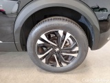  Peugeot  2008 PEUGEOT  / 2019 / 5P / CROSSOVER BLUEHDI 130 EAT8 ALLURE S/S AUT. #19