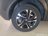  Peugeot  2008 PEUGEOT  / 2019 / 5P / CROSSOVER BLUEHDI 130 EAT8 ALLURE PACK S/S AUT. #18