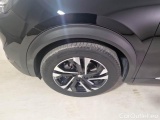  Peugeot  2008 PEUGEOT  / 2019 / 5P / CROSSOVER BLUEHDI 130 EAT8 ALLURE PACK S/S AUT. #32