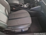  Peugeot  2008 PEUGEOT  / 2019 / 5P / CROSSOVER BLUEHDI 130 EAT8 ALLURE PACK S/S AUT. #61