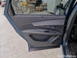  Peugeot  5008 PEUGEOT  / 2017 / 5P / SUV BLUEHDI 130 GT LINE EAT8 S/S AUT. #121