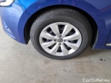  Renault  Clio RENAULT  / 2019 / 5P / BERLINA 1.0 SCE 53KW ZEN #50