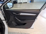  Skoda  Karoq SKODA  / 2017 / 5P / SUV 2.0 TDI 85KW EVO SCR EXECUTIVE DSG #121