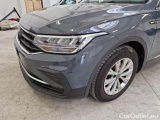  Volkswagen  Tiguan VOLKSWAGEN  / 2020 / 5P / SUV 1.5 TSI ACT 110KW LIFE DSG #31
