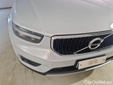  Volvo  XC 40 VOLVO XC40 / 2017 / 5P / SUV T2 AUTOMATICO MOMENTUM PRO #25