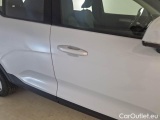  Volvo  XC 40 VOLVO XC40 / 2017 / 5P / SUV T2 AUTOMATICO MOMENTUM PRO #31