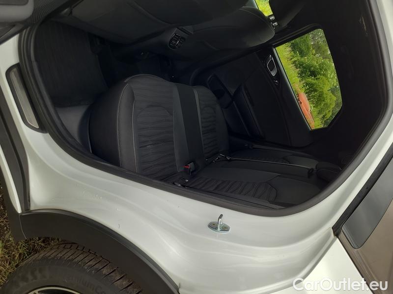  KIA  XCeed  (2019)  1.6 T-GDI GT-Line AT #19