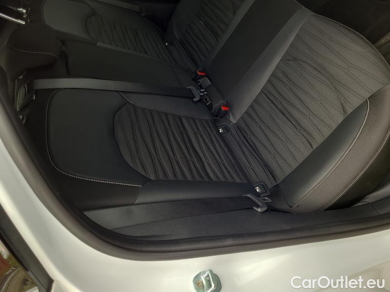  KIA  XCeed  (2019)  1.6 T-GDI GT-Line AT #17