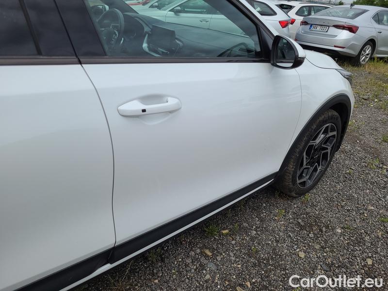  KIA  XCeed  (2019)  1.6 T-GDI GT-Line AT #14