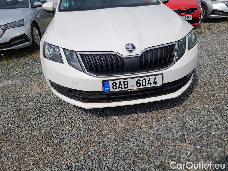  Skoda  Octavia  Combi  (5E5)(03.2017->)  Com 1.6TDI 85 Ambition #2