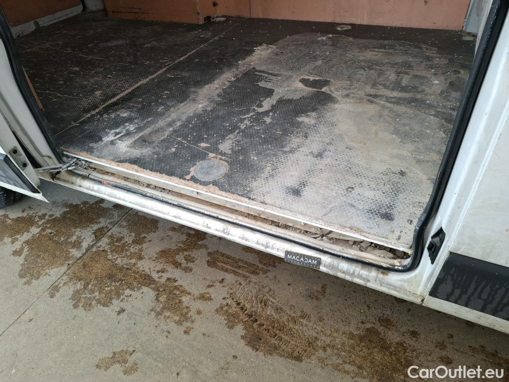  Citroen  Jumper CITROEN  VU 4p Fourgon 35 L2H2 BlueHDi 110 BVM6 Confort #21