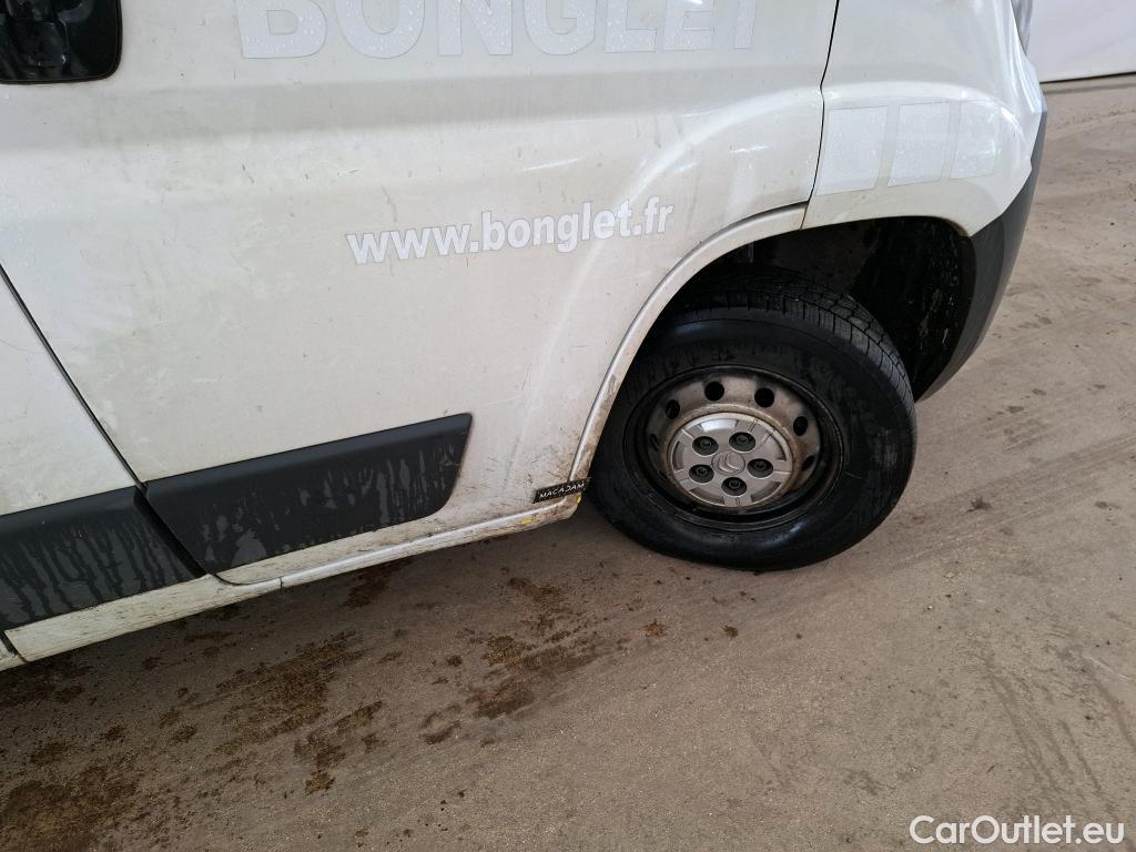 Citroen  Jumper CITROEN  VU 4p Fourgon 35 L2H2 BlueHDi 110 BVM6 Confort #17