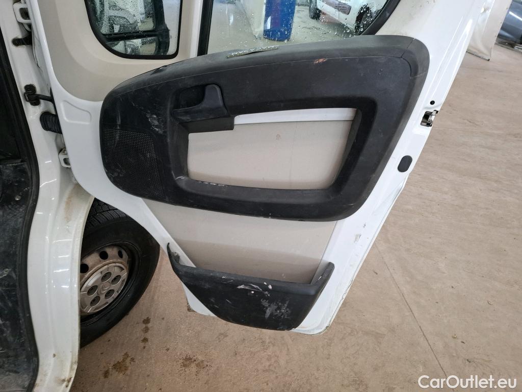  Citroen  Jumper CITROEN  VU 4p Fourgon 35 L2H2 BlueHDi 110 BVM6 Confort #32